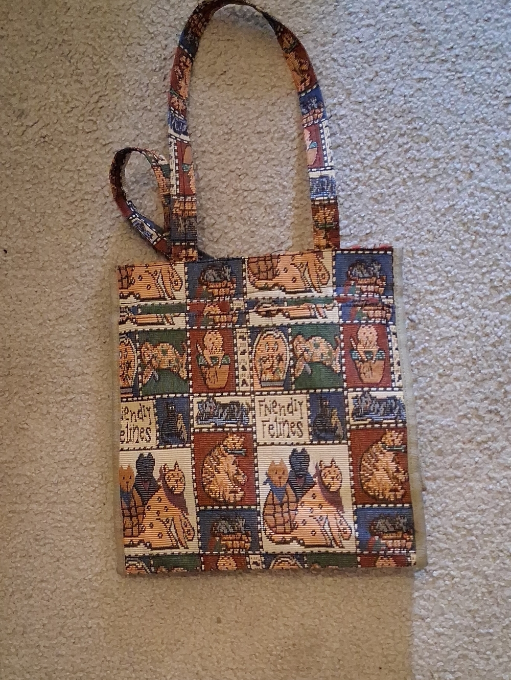 Source Unknown Multi-Color 'Friendly Felines' Tapestry Tote